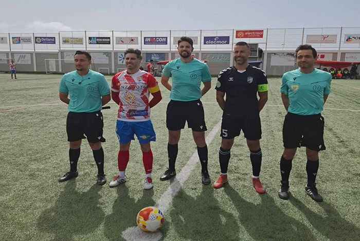 La UD Tamaraceite asalta el Pedro Espinosa "Colón" y se sitúa tercera tras imponerse 0-2 al San Bartolomé
