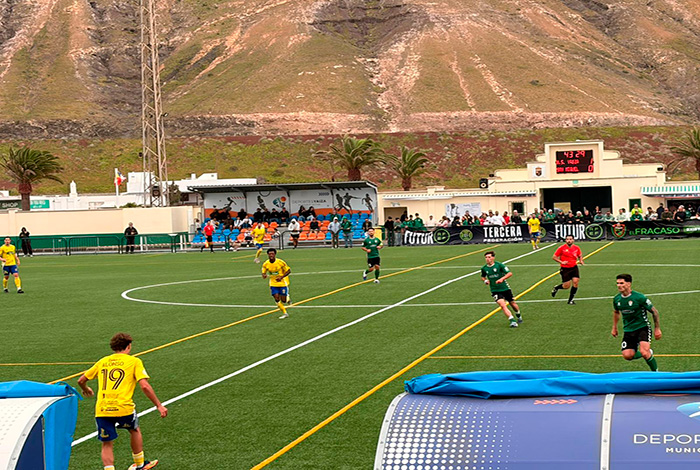 US Yaiza respira con una "victoria balsámica" 3-0 al San Miguel