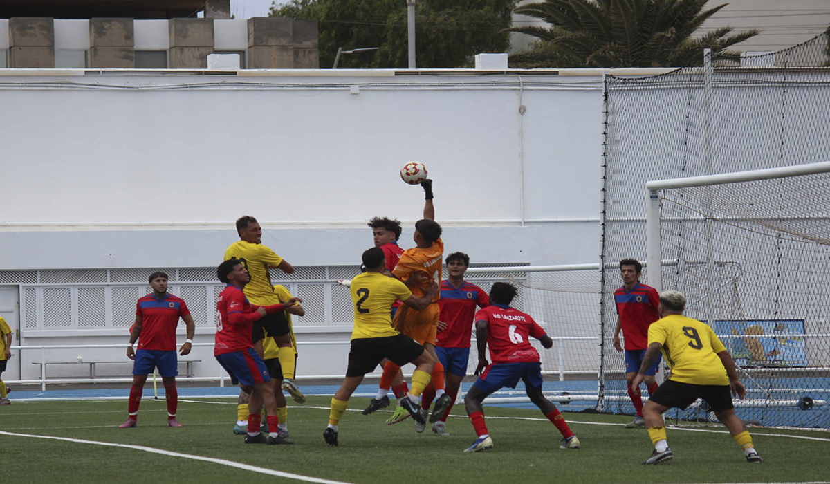 UD Lanzarote B golpea primero ante el UD Jandía en la ida de semifinales del playoff de ascenso
