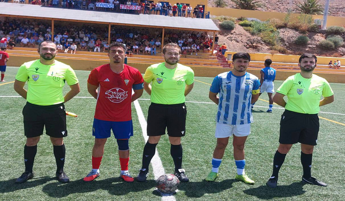El CD Tahíche rescata un empate agónico en Fuerteventura y deja abierta la eliminatoria
