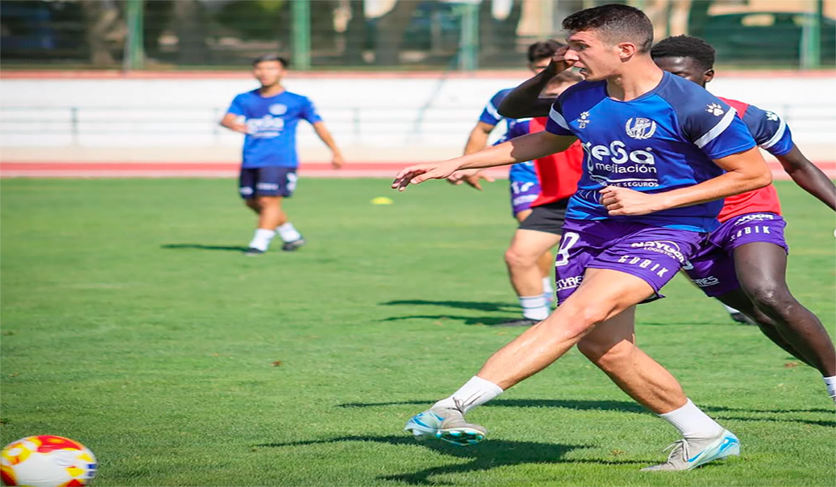 La UD Lanzarote apuesta por el gol con el fichaje de Álvaro Cordero