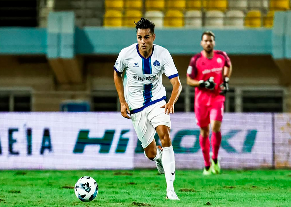 David Simón regresa al fútbol español para reforzar la defensa de la Unión Sur Yaiza