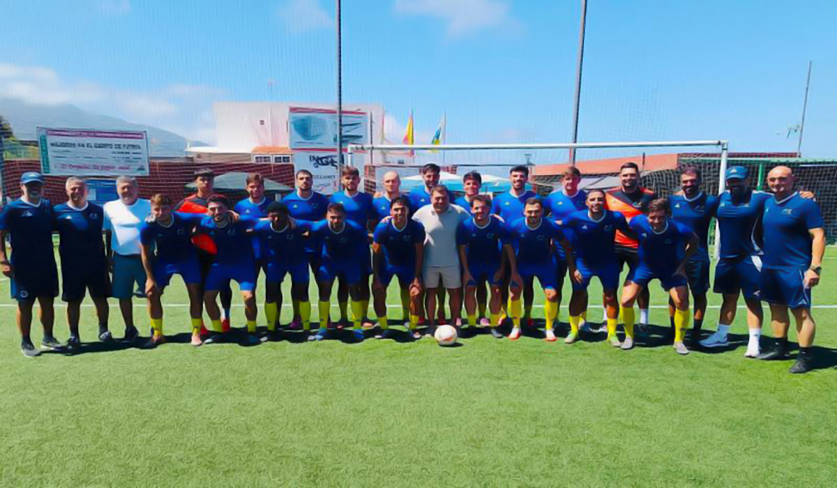 La Selección Canaria afina su juego antes de viajar a Letonia para la Copa de las Regiones UEFA