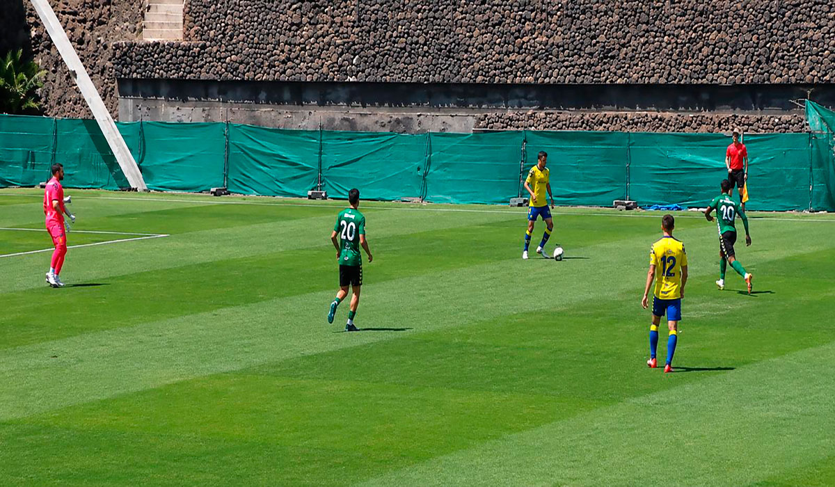El Unión Sur Yaiza cae ante Las Palmas C en un partido de reacción insuficiente