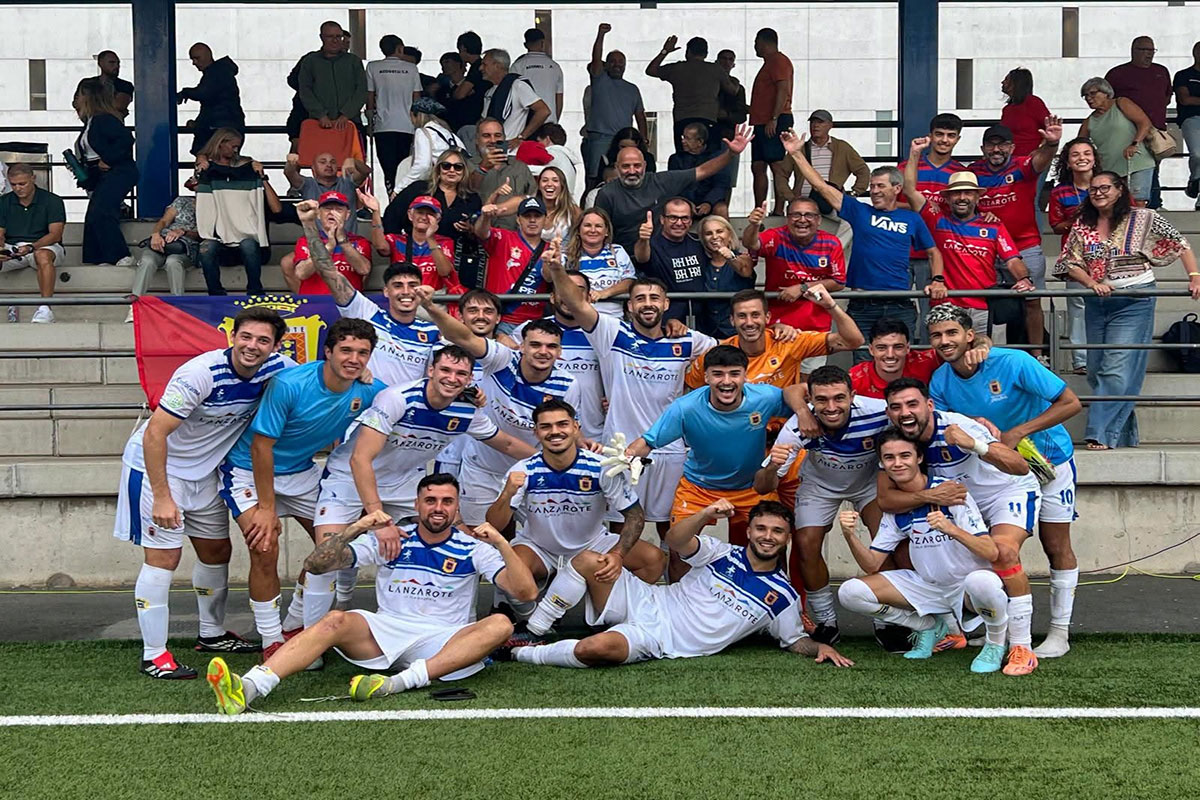 La UD Lanzarote estrena su primera victoria con una remontada ante Las Palmas C